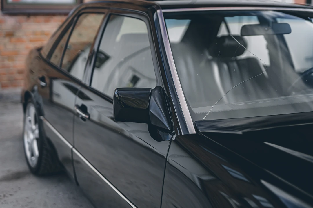 1992 Mercedes-Benz W124 E-Class - Image 20 of 31
