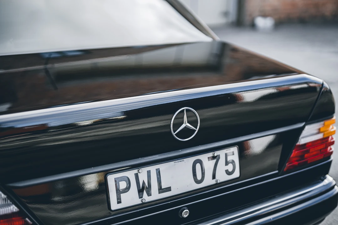 1992 Mercedes-Benz W124 E-Class - Image 27 of 31