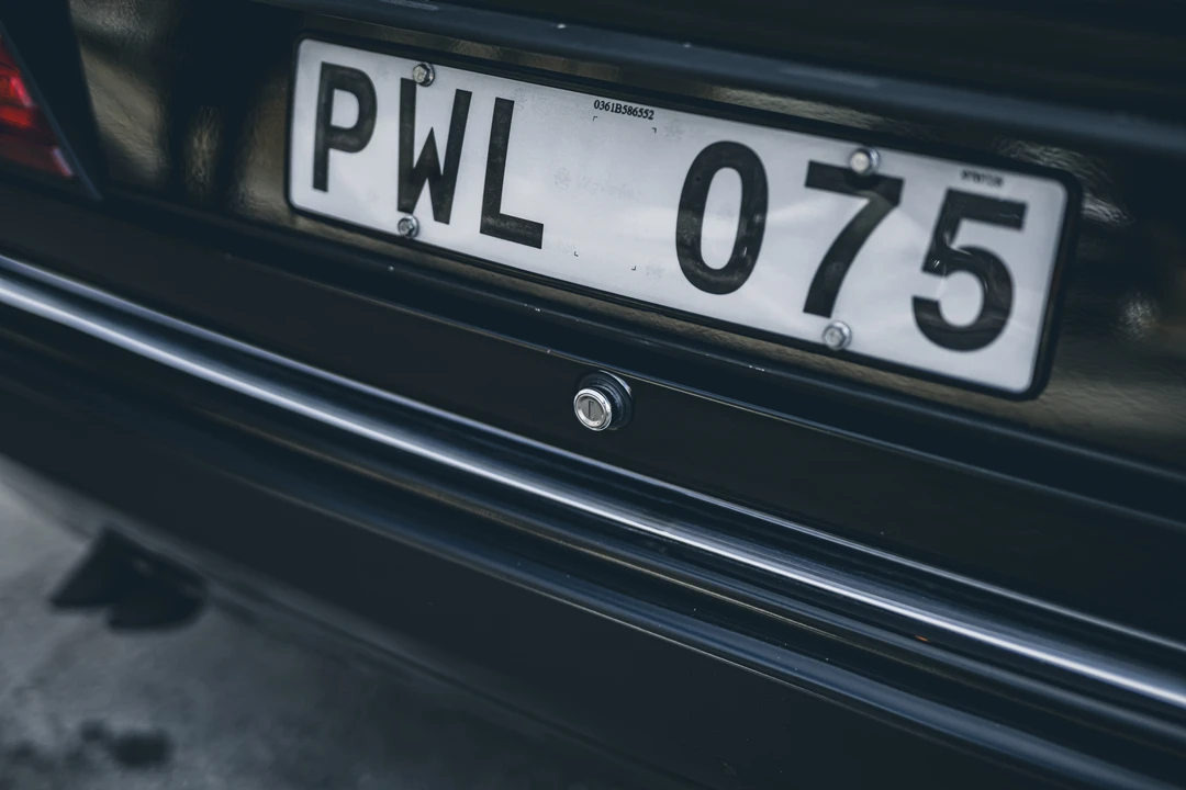 1992 Mercedes-Benz W124 E-Class - Image 28 of 31