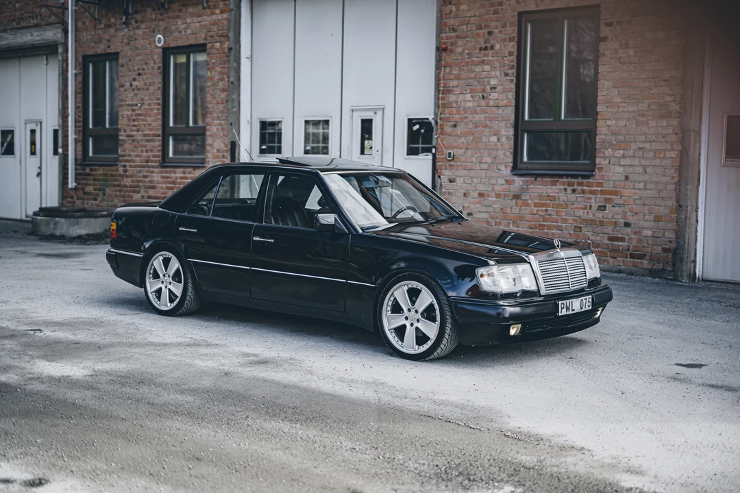1992 Mercedes-Benz W124 E-Class - Image 3 of 31