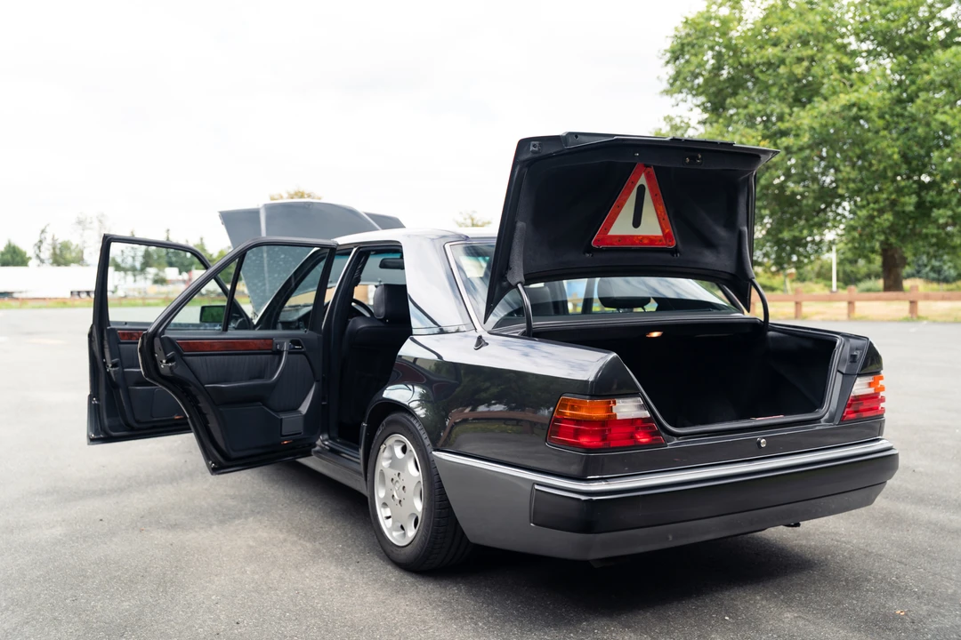 1992 Mercedes-Benz 500E & E500 - Image 21 of 31