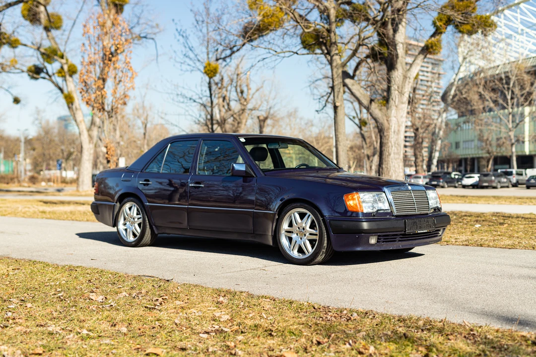 1992 Mercedes-Benz W124 E-Class - Image 9 of 31