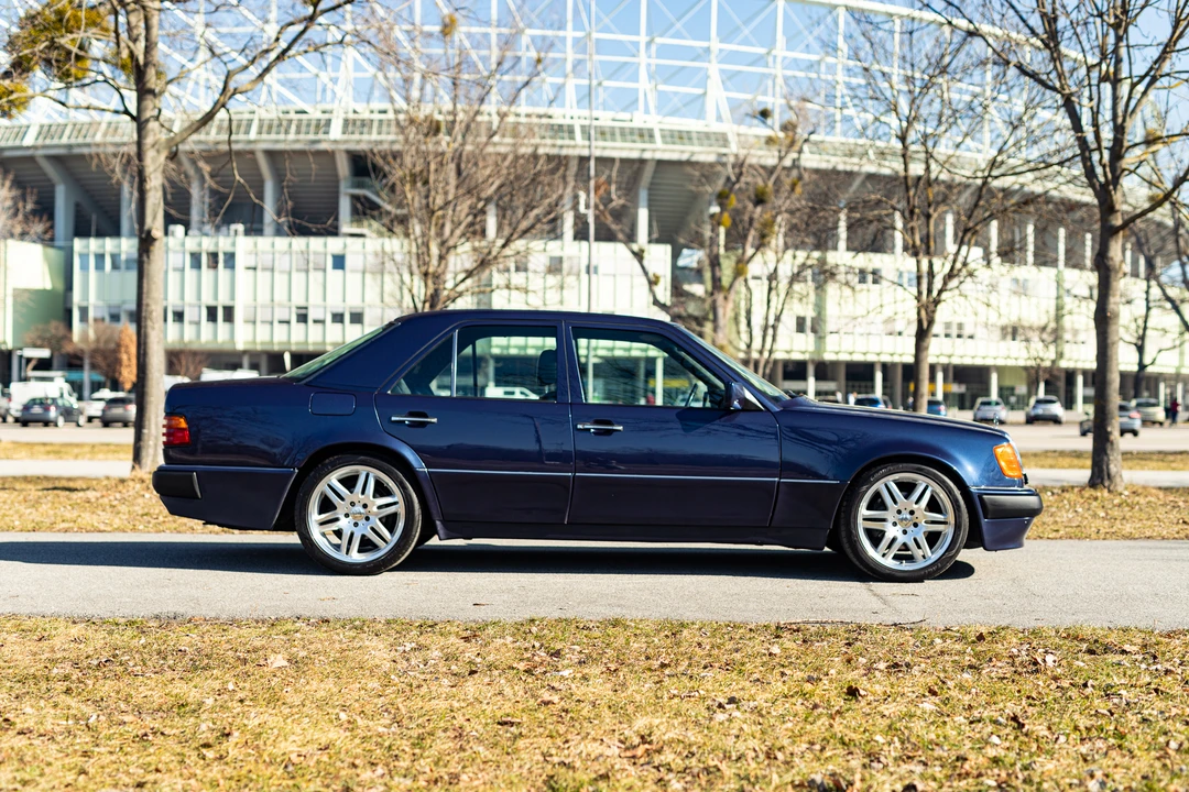 1992 Mercedes-Benz W124 E-Class - Image 4 of 31