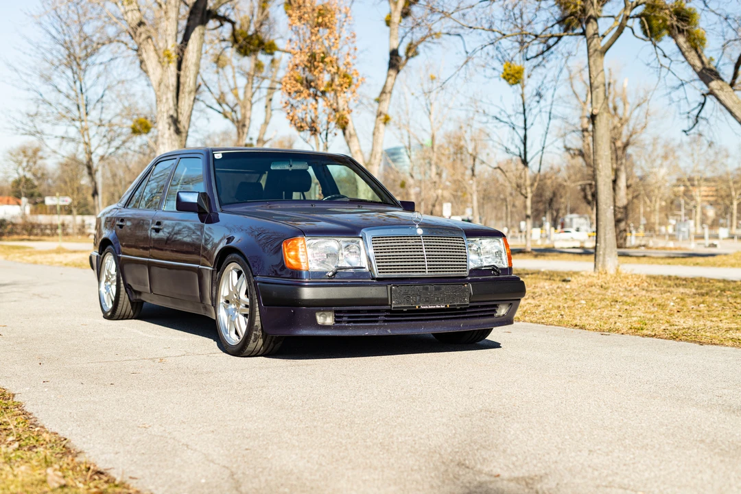 1992 Mercedes-Benz W124 E-Class - Image 12 of 31