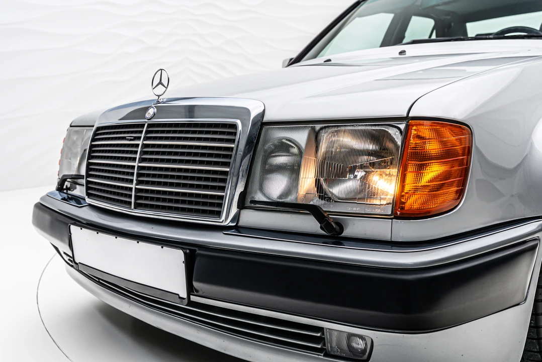 1992 Mercedes-Benz 500E & E500 - Image 12 of 31