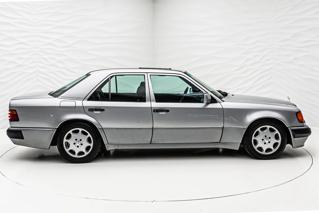 1992 Mercedes-Benz 500E & E500 - Image 8 of 31