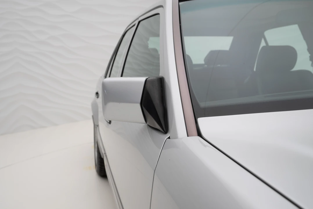 1992 Mercedes-Benz 500E & E500 - Image 24 of 31