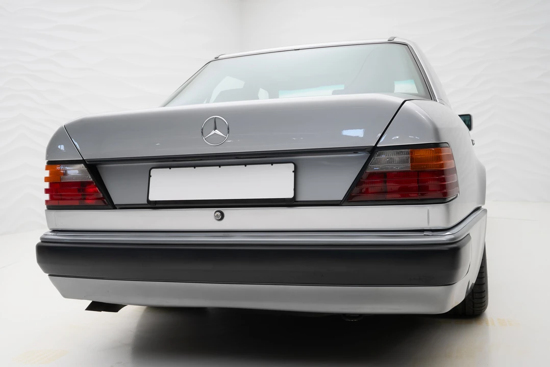 1992 Mercedes-Benz 500E & E500 - Image 11 of 31
