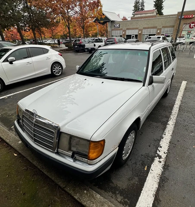 1992 Mercedes-Benz W124 E-Class - Image 4 of 17