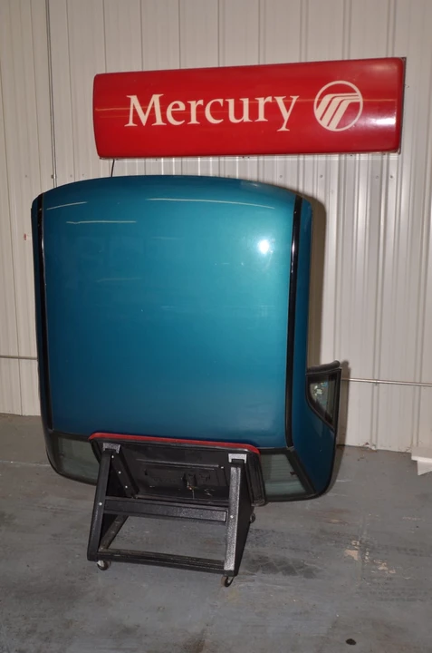 1992 Mercury Capri - Image 8 of 9