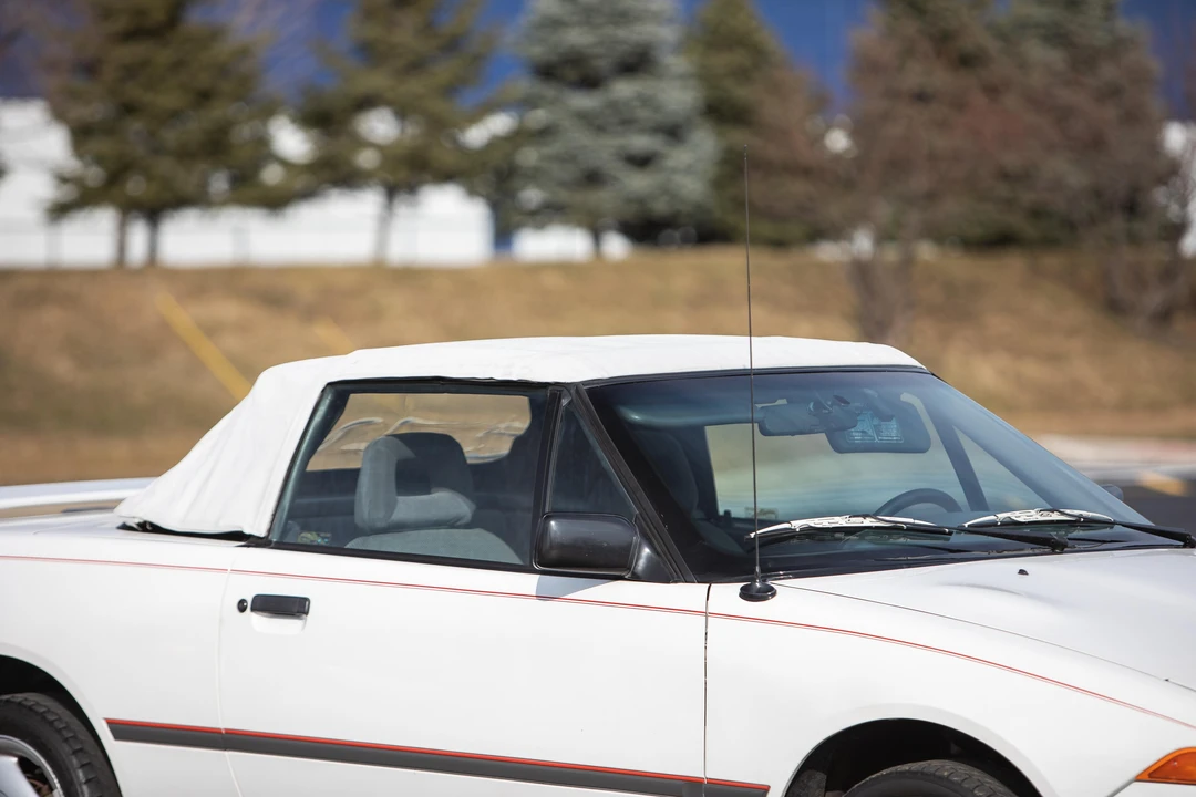 1992 Mercury Capri - Image 22 of 31