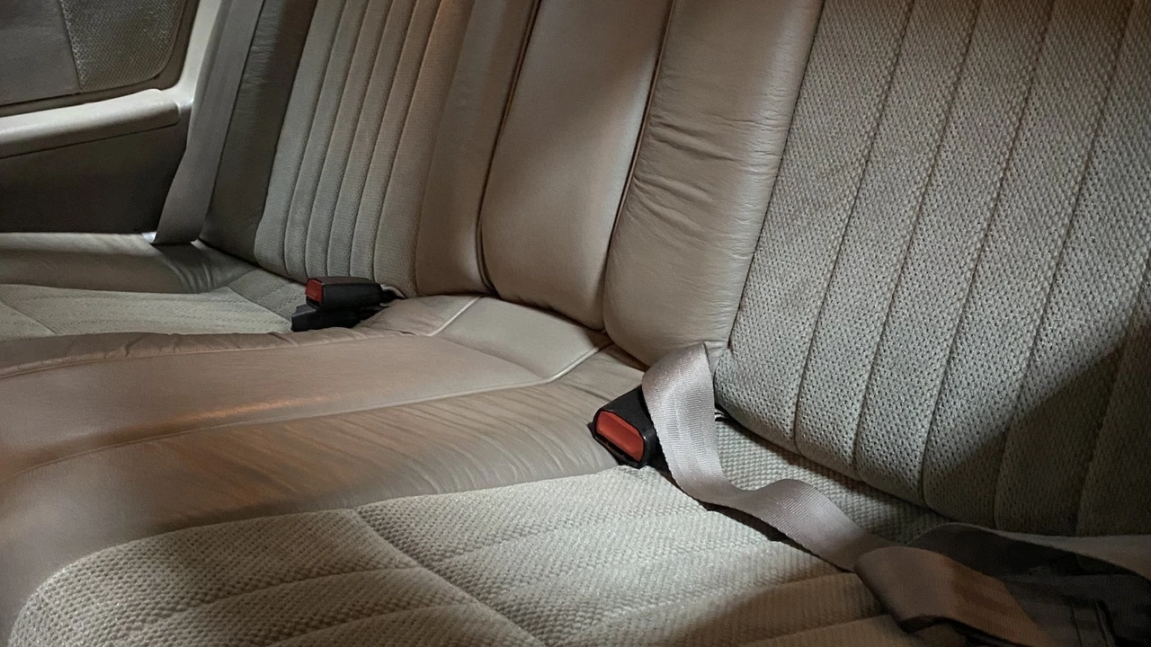 1992 Mercury Cougar 4th+ Gen - Image 4 of 11