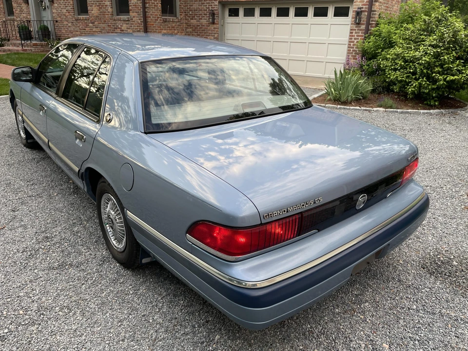 1992 Mercury Grand Marquis - Image 14 of 31