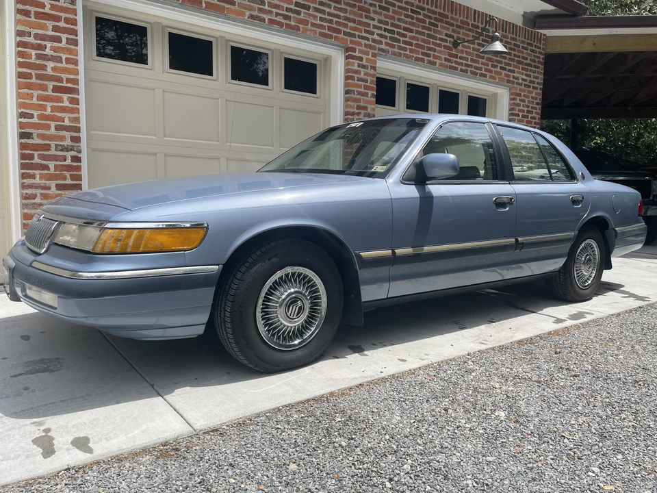 1992 Mercury Grand Marquis - Image 2 of 31
