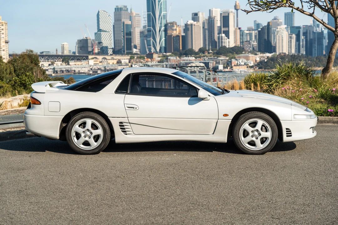 1996 Mitsubishi 3000GT Series 2 - Image 13 of 31