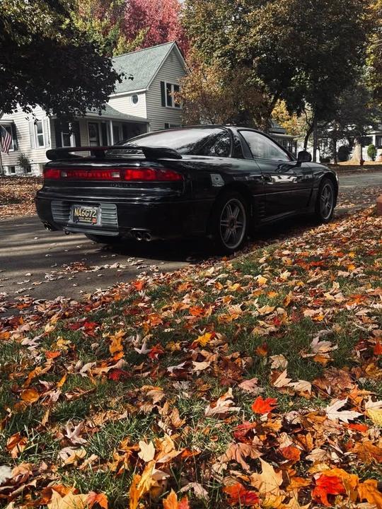 1992 Mitsubishi - Image 2 of 19
