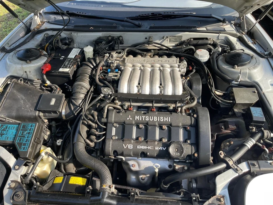 1992 Mitsubishi 3000GT Series 1 - Image 4 of 21