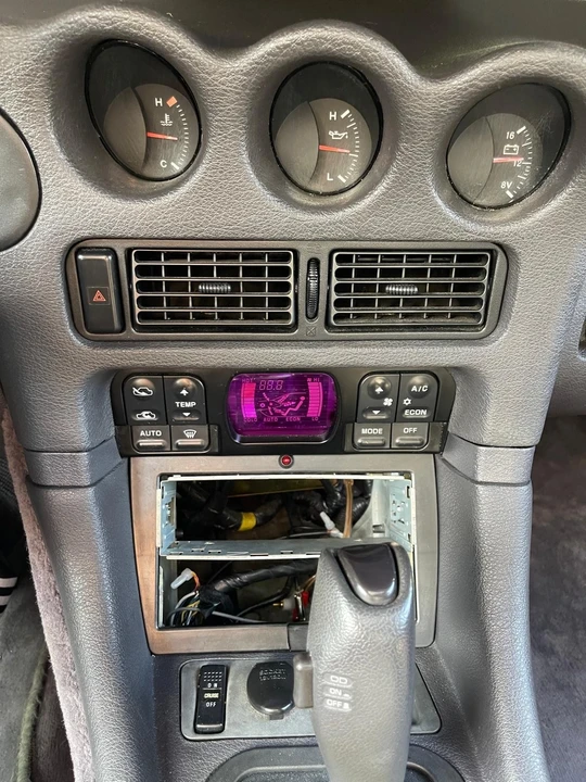 1992 Mitsubishi 3000GT Series 1 - Image 16 of 21