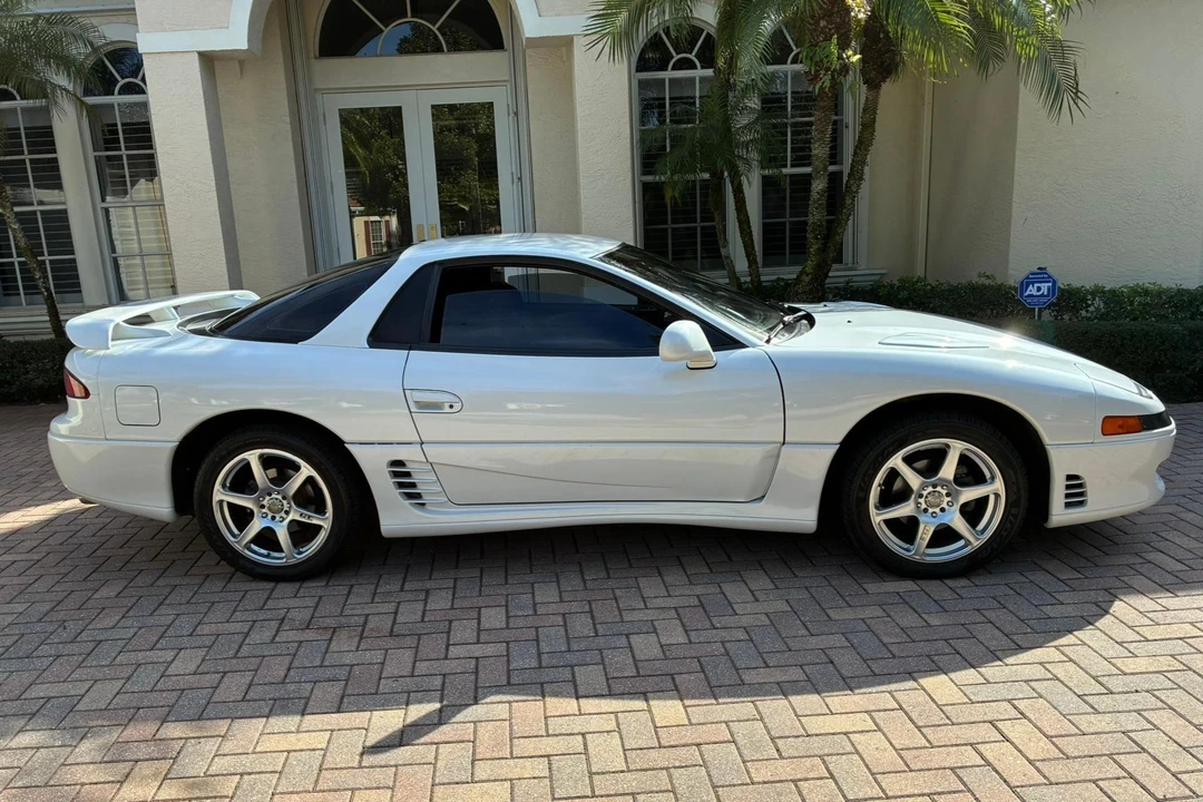1992 Mitsubishi 3000GT Series 1 - Image 3 of 31