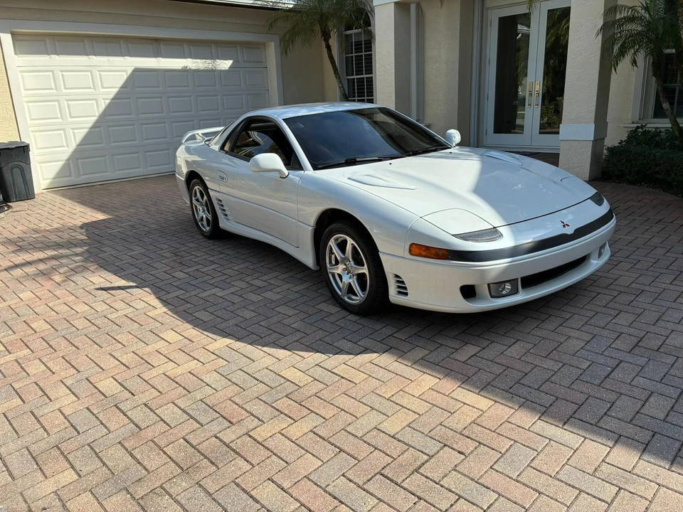 1992 Mitsubishi 3000GT Series 1 - Image 9 of 31