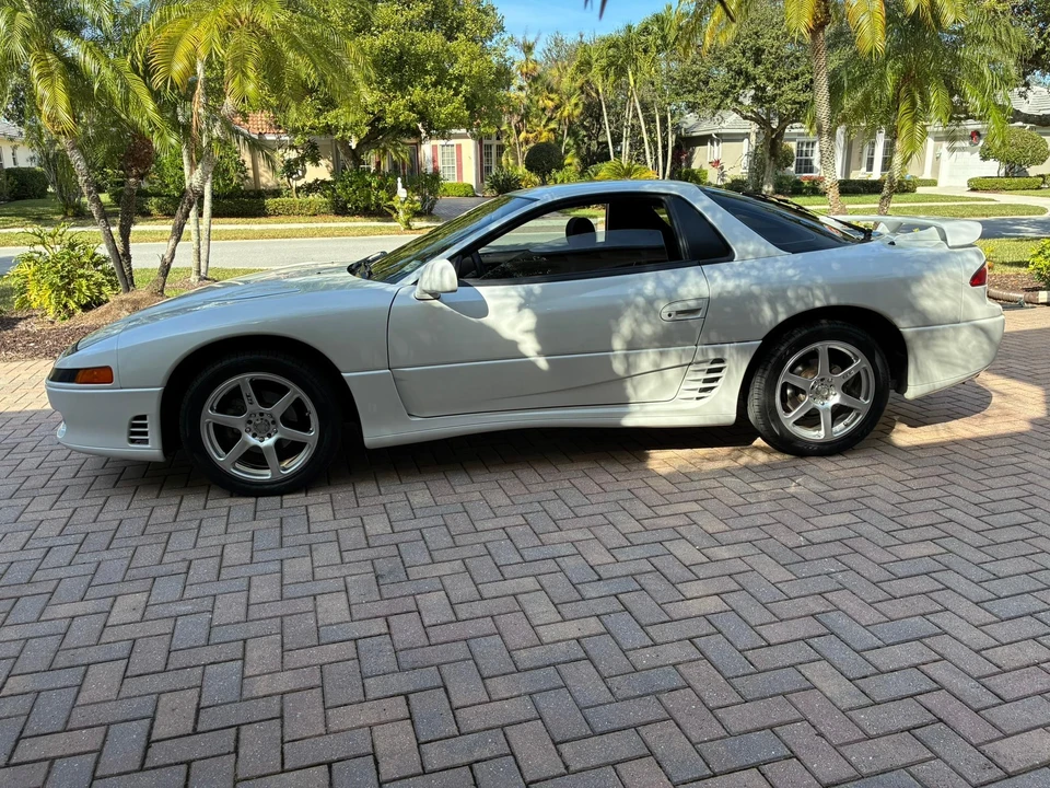 1992 Mitsubishi 3000GT Series 1 - Image 6 of 31