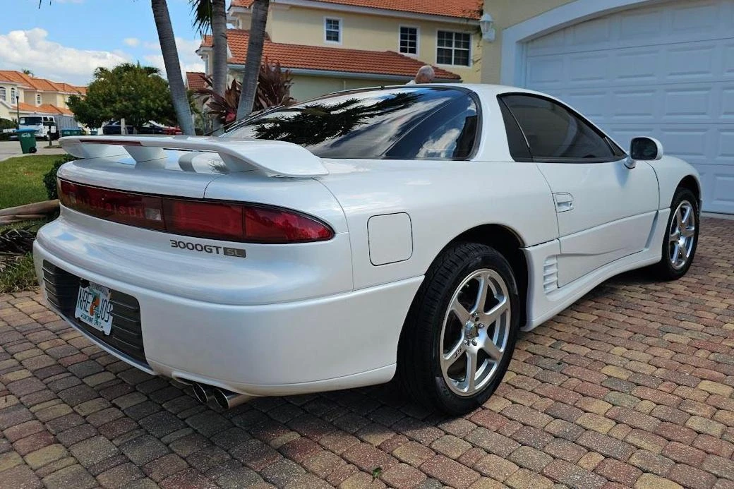 1992 Mitsubishi 3000GT Series 1 - Image 5 of 31