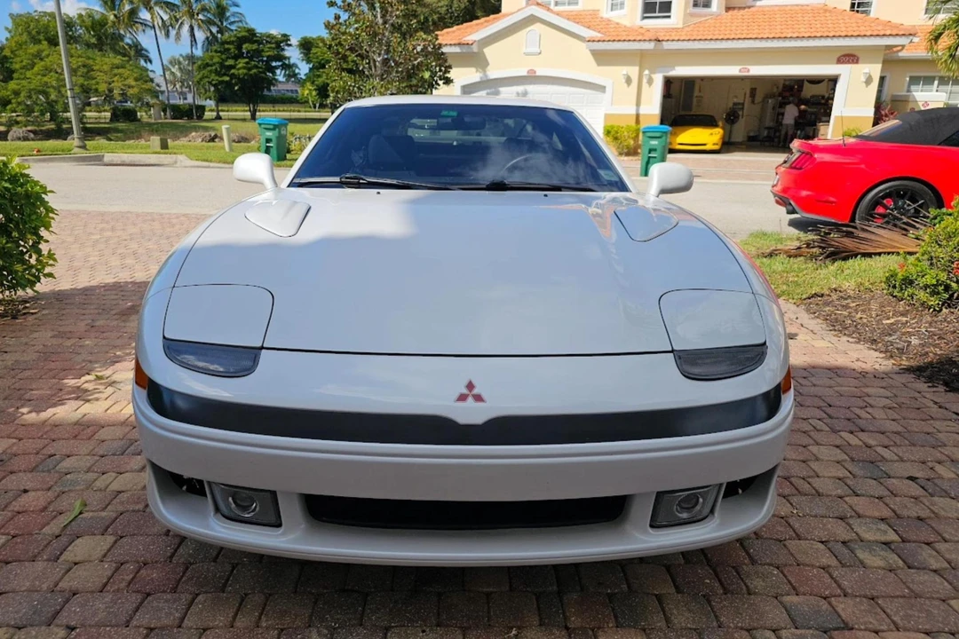 1992 Mitsubishi 3000GT Series 1 - Image 2 of 31
