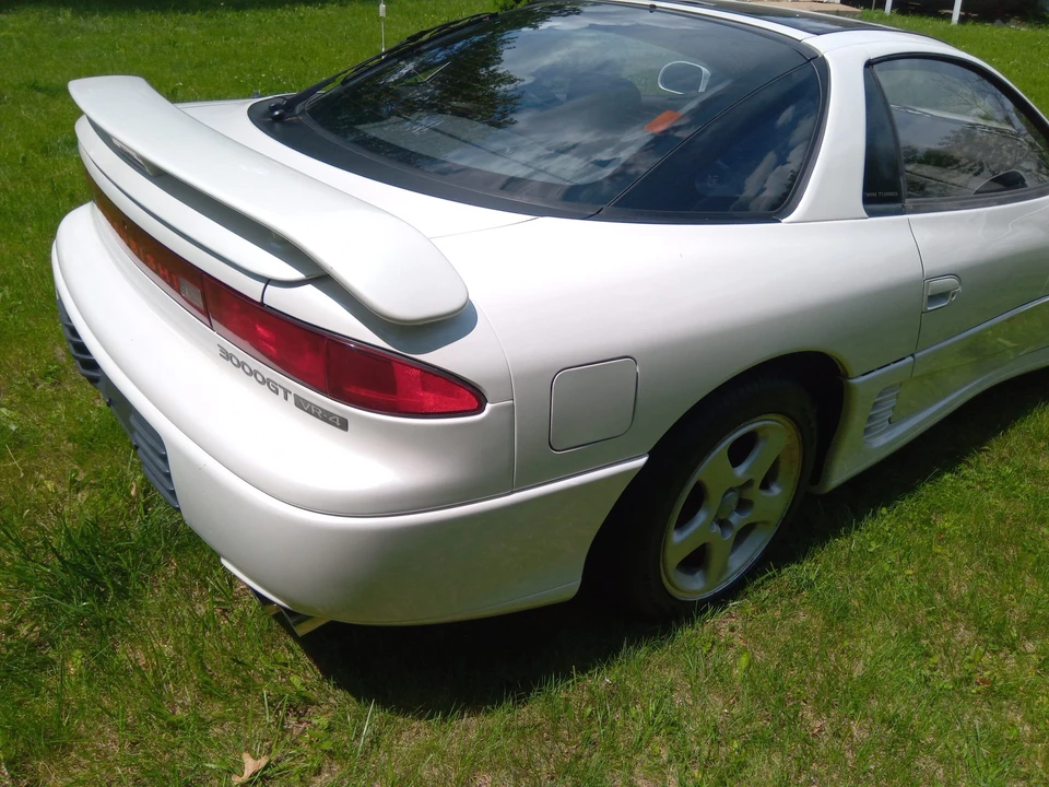 1992 Mitsubishi 3000GT Series 1 - Image 21 of 31