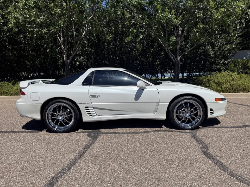 1992 Mitsubishi 3000GT Series 1 - Image 11 of 31
