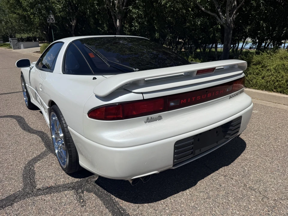 1992 Mitsubishi 3000GT Series 1 - Image 17 of 31