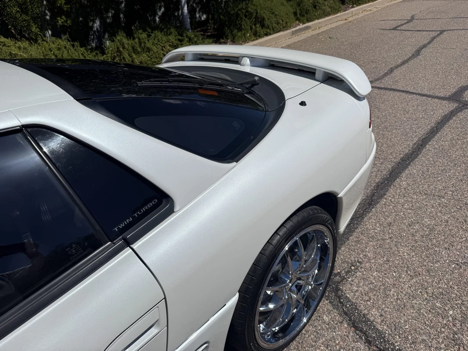 1992 Mitsubishi 3000GT Series 1 - Image 28 of 31