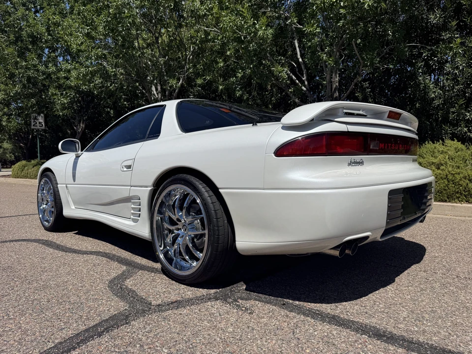 1992 Mitsubishi 3000GT Series 1 - Image 18 of 31