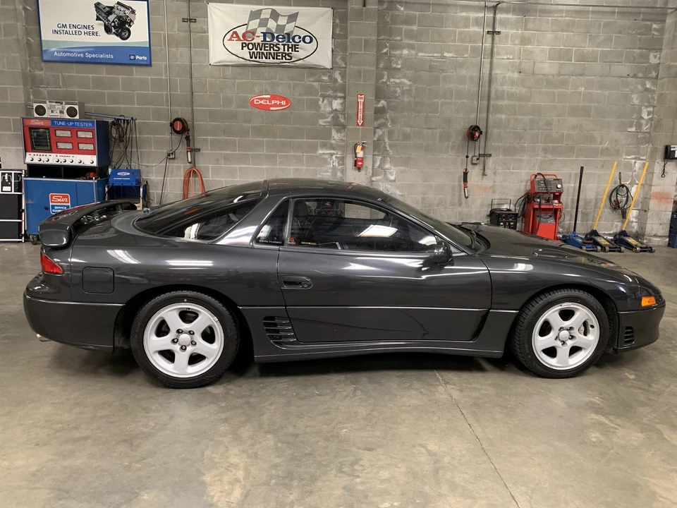 1992 Mitsubishi 3000GT Series 1 - Image 16 of 31