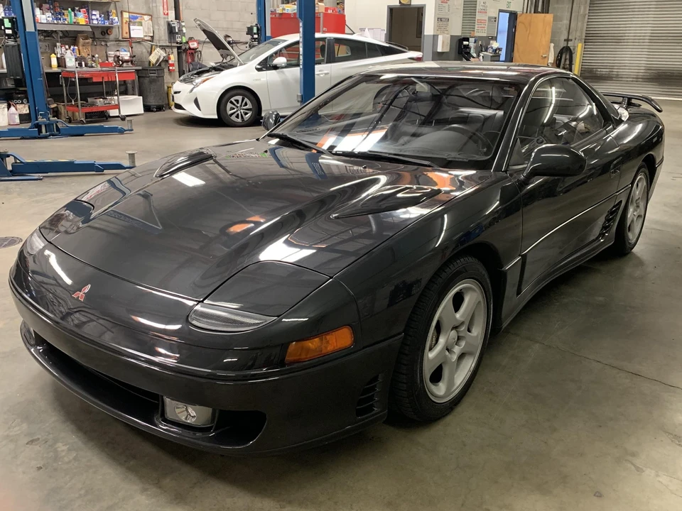 1992 Mitsubishi 3000GT Series 1 - Image 8 of 31
