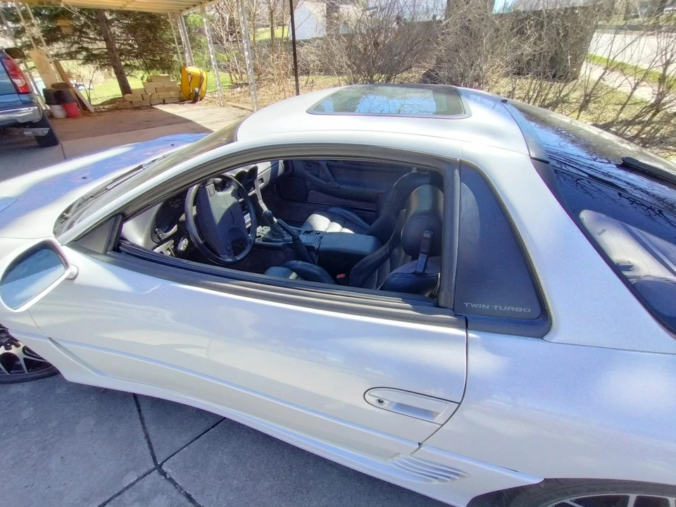 1992 Mitsubishi 3000GT Series 1 - Image 24 of 31