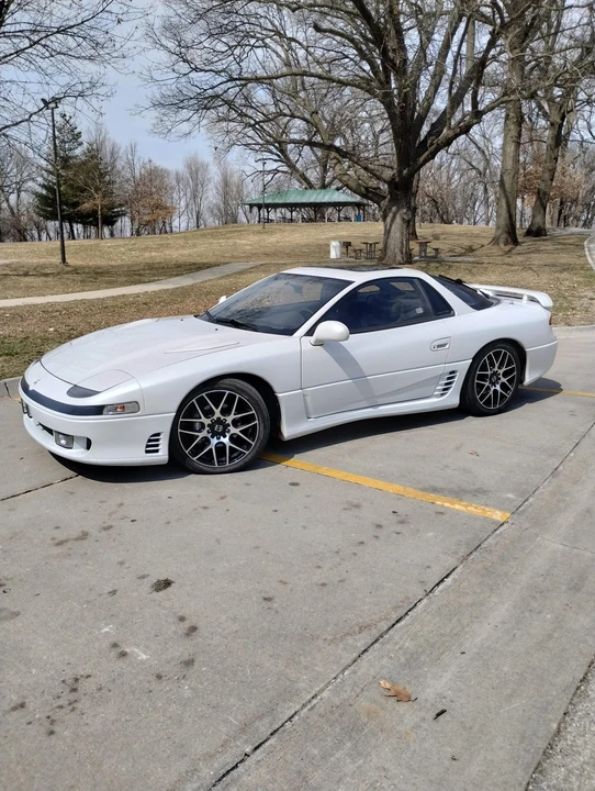 1992 Mitsubishi 3000GT Series 1 - Image 2 of 31