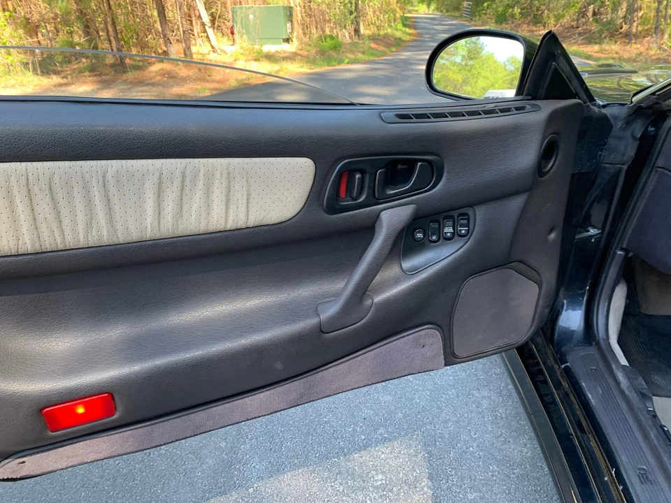 1992 Mitsubishi 3000GT Series 1 - Image 28 of 31