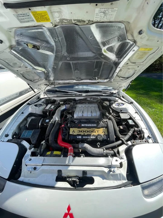 1992 Mitsubishi 3000GT Series 1 - Image 2 of 10