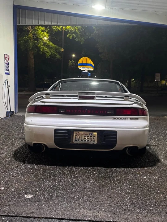 1992 Mitsubishi 3000GT Series 1 - Image 5 of 9