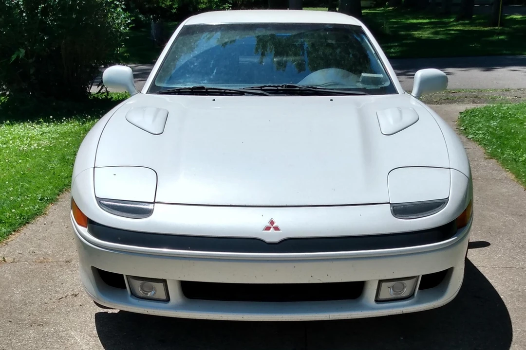 1992 Mitsubishi 3000GT Series 1 - Image 2 of 31