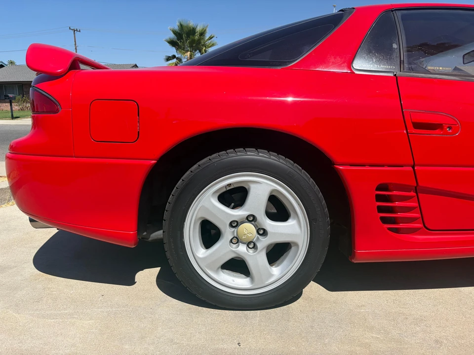 1992 Mitsubishi 3000GT Series 1 - Image 24 of 31