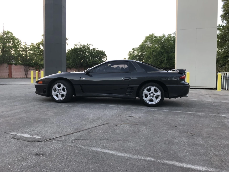 1992 Mitsubishi 3000GT Series 1 - Image 22 of 31