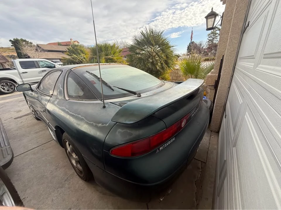 1992 Mitsubishi 3000GT Series 1 - Image 2 of 2