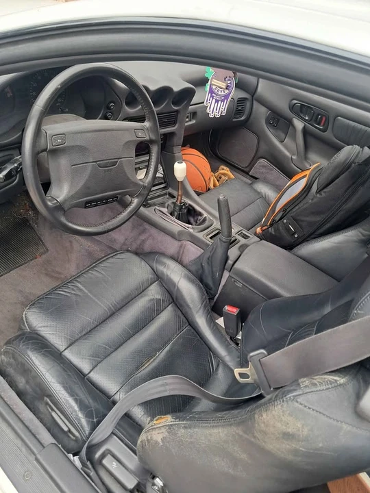 1992 Mitsubishi 3000GT Series 1 - Image 16 of 17
