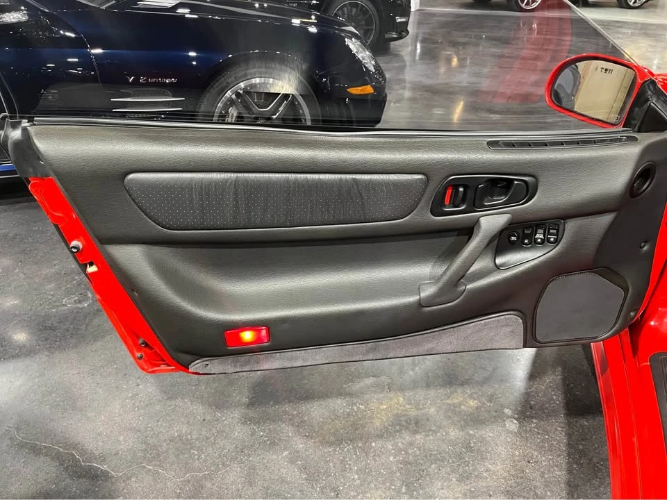 1992 Mitsubishi 3000GT Series 1 - Image 9 of 11