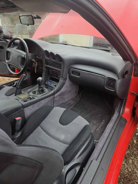 1992 Mitsubishi 3000GT Series 1 - Image 7 of 14