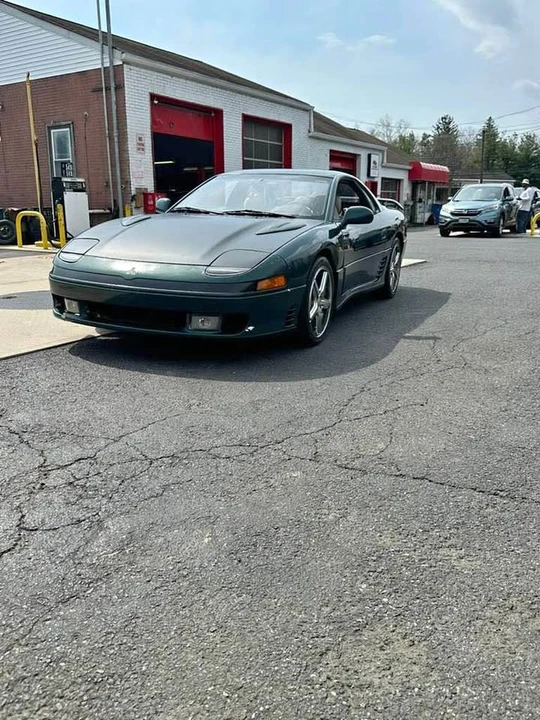 1992 Mitsubishi 3000GT Series 1 - Image 2 of 9