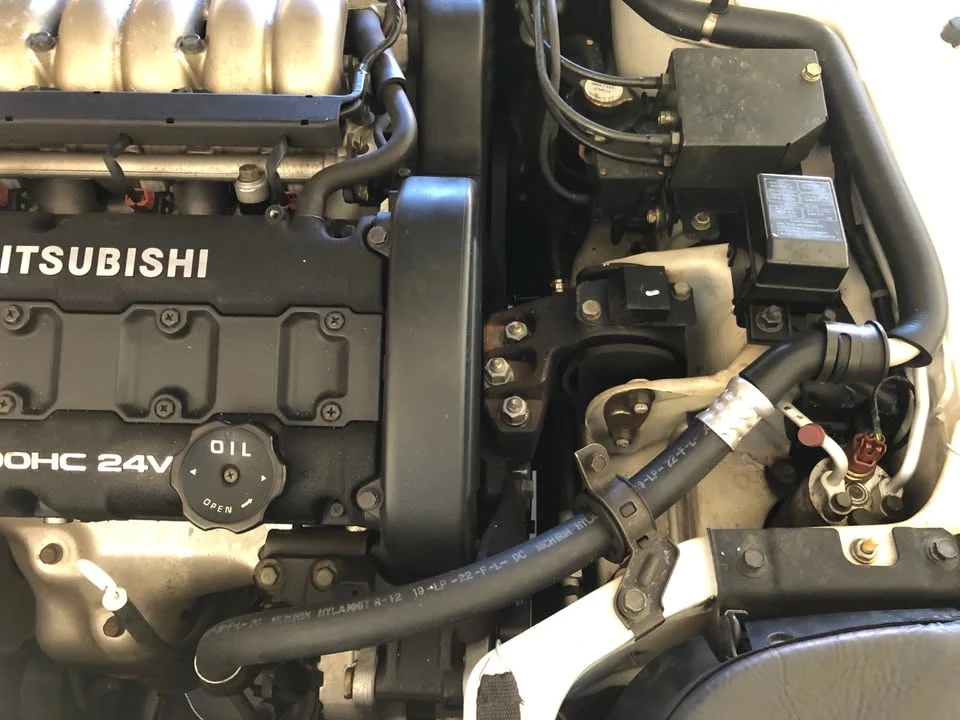 1992 Mitsubishi 3000GT Series 1 - Image 17 of 19