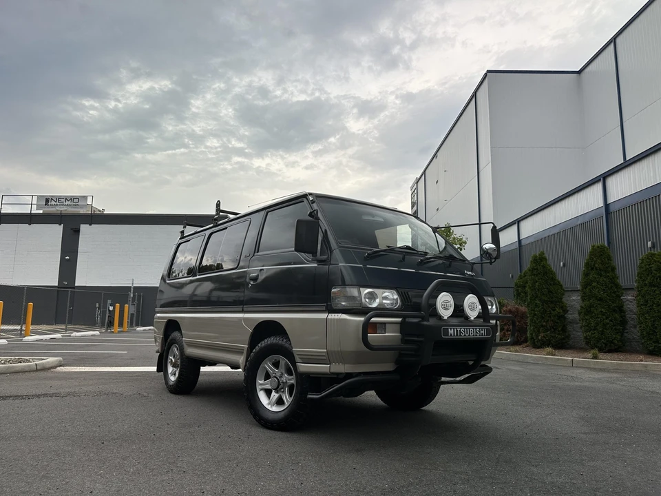 1992 Mitsubishi Delica 3rd Gen - Image 25 of 31