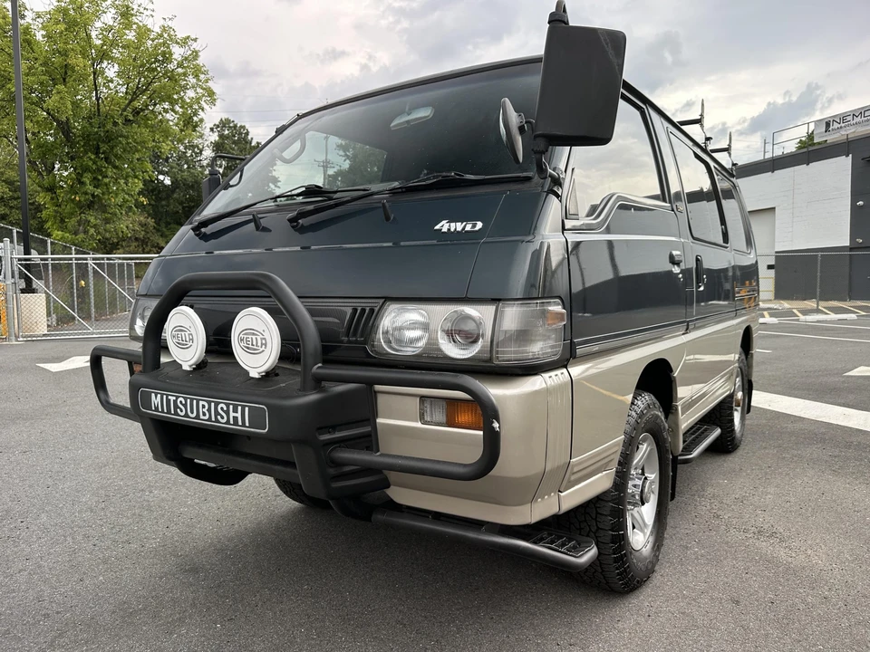 1992 Mitsubishi Delica 3rd Gen - Image 3 of 31
